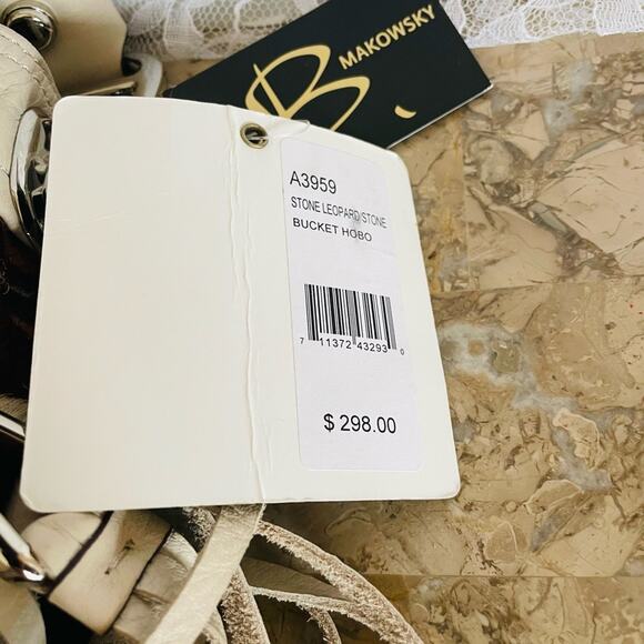 NWT B. Makowsky stone leopard bucket hobo tote shoulder bag - Picture 10 of 10